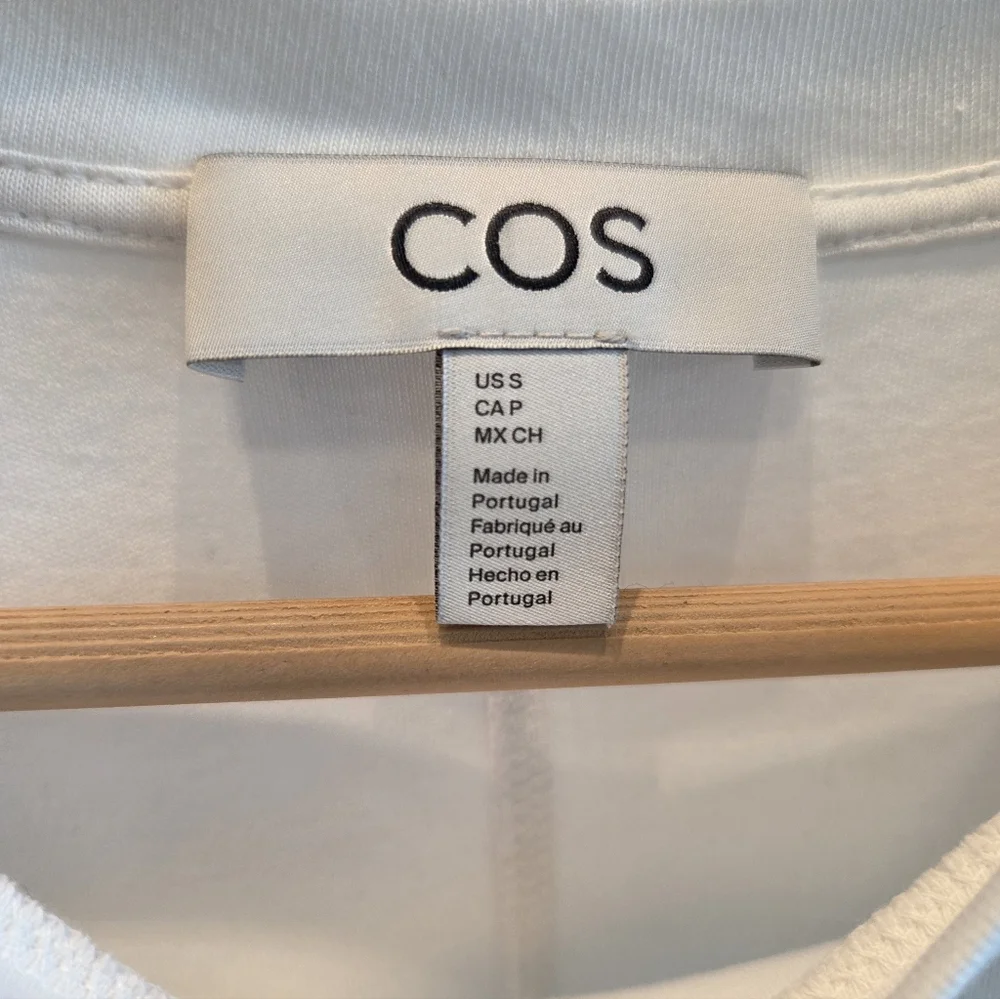 COS Boxy Tee - Picture 6 of 12